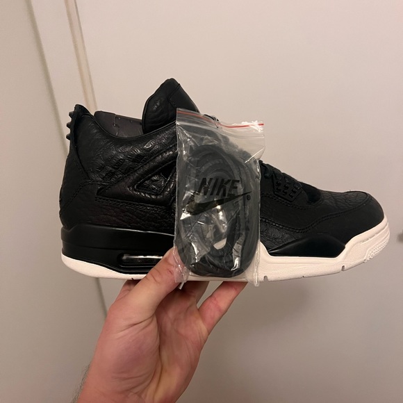 Jordan 4 pony tail black - Picture 4 of 5